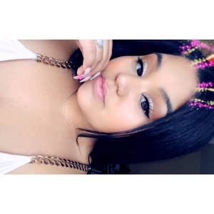 Meet your Posher, Lilly